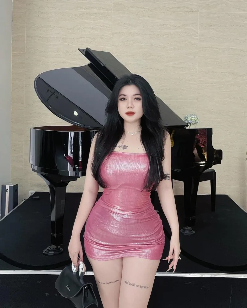 Ảnh gái xinh hot girl với thần thái tự tin và vẻ đẹp ấn tượng