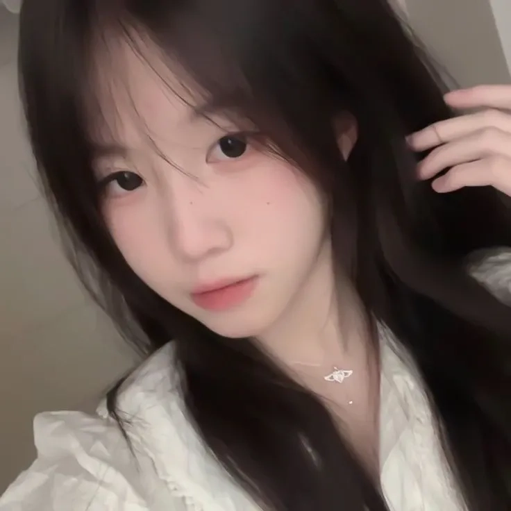 Ảnh Bae Yoon Young với nét đẹp dễ thương và cuốn hút