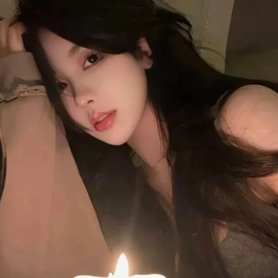 Ảnh thời trang đường phố K-pop mang lại cảm giác tươi mới và năng động
