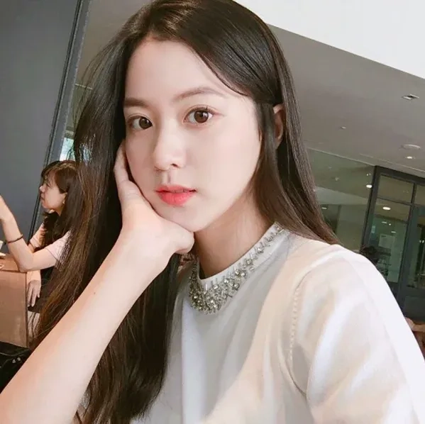 Ảnh Kang Seung Hyun thể hiện sự cá tính và năng động