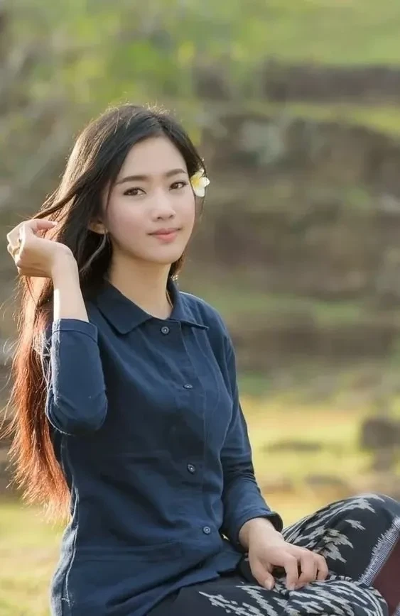 Hình ảnh quê hương đẹp nhất thể hiện vẻ giản dị, gần gũi