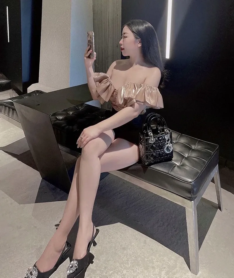Hình ảnh gái xinh phong cách Instagram thể hiện sự nổi bật tự nhiên