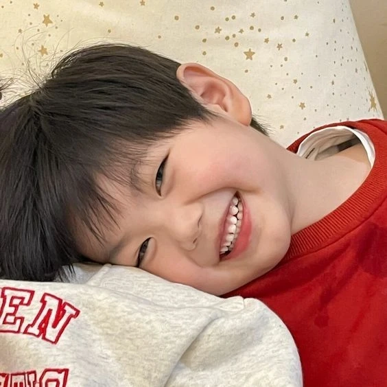 Avatar gấu cute đôi thể hiện tình bạn, tình yêu dễ thương và thân thiết