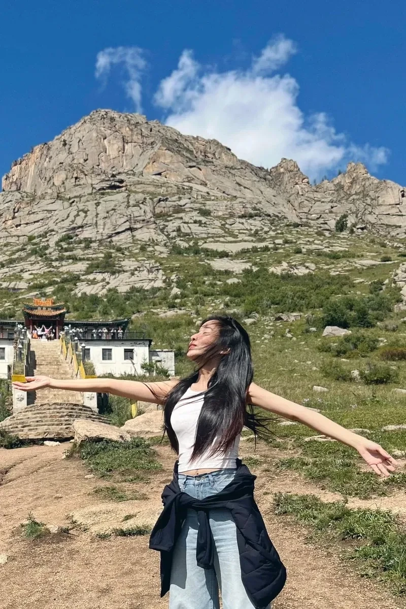 Cao Thái Hà ngày sinh là thông tin được người hâm mộ đặc biệt quan tâm