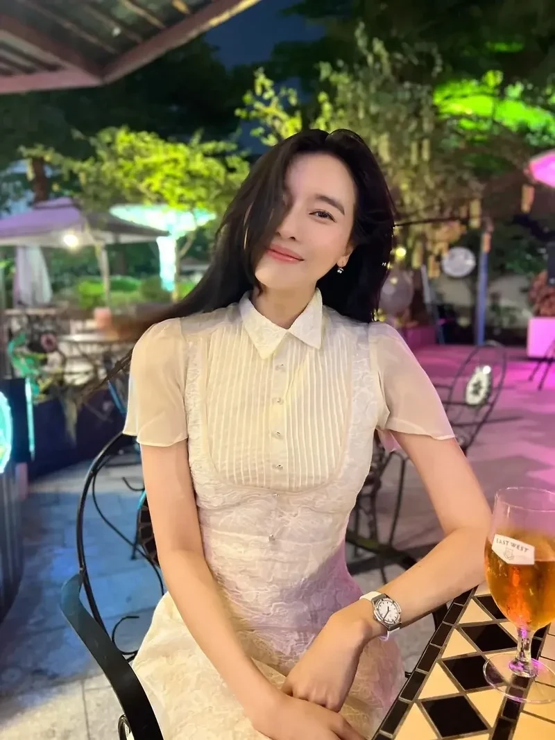 Cao Thái Hà Trại Hoa Đỏ để lại dấu ấn với vai diễn đầy cảm xúc