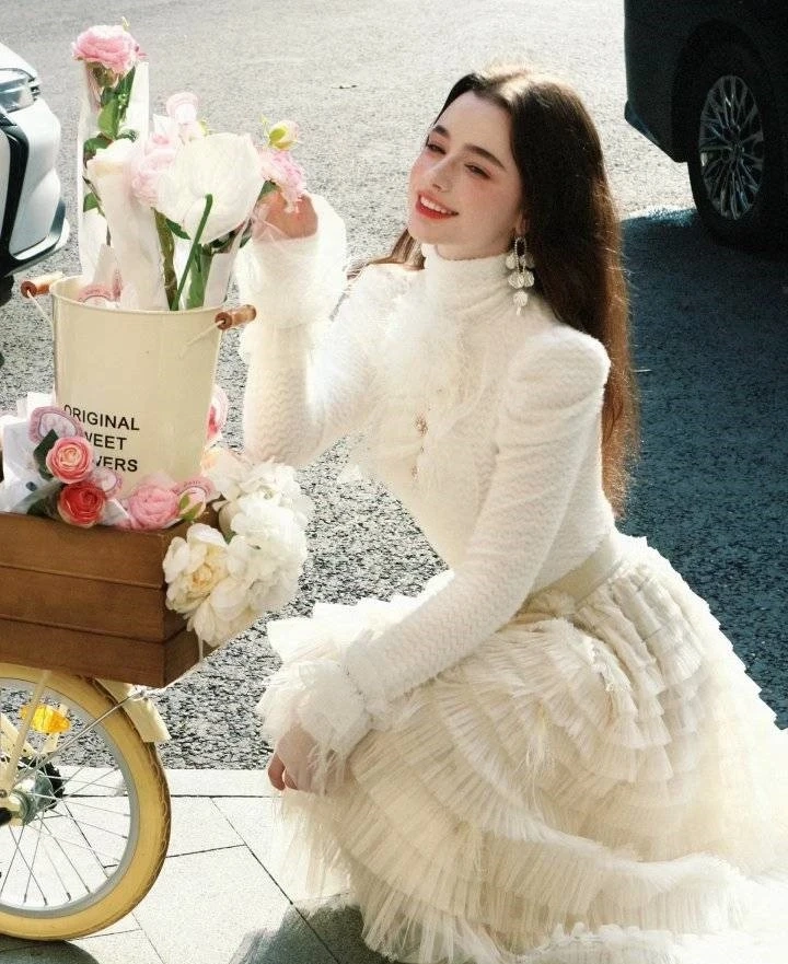 Gái xinh chụp hình luôn thu hút với vẻ đẹp nhẹ nhàng, quyến rũ