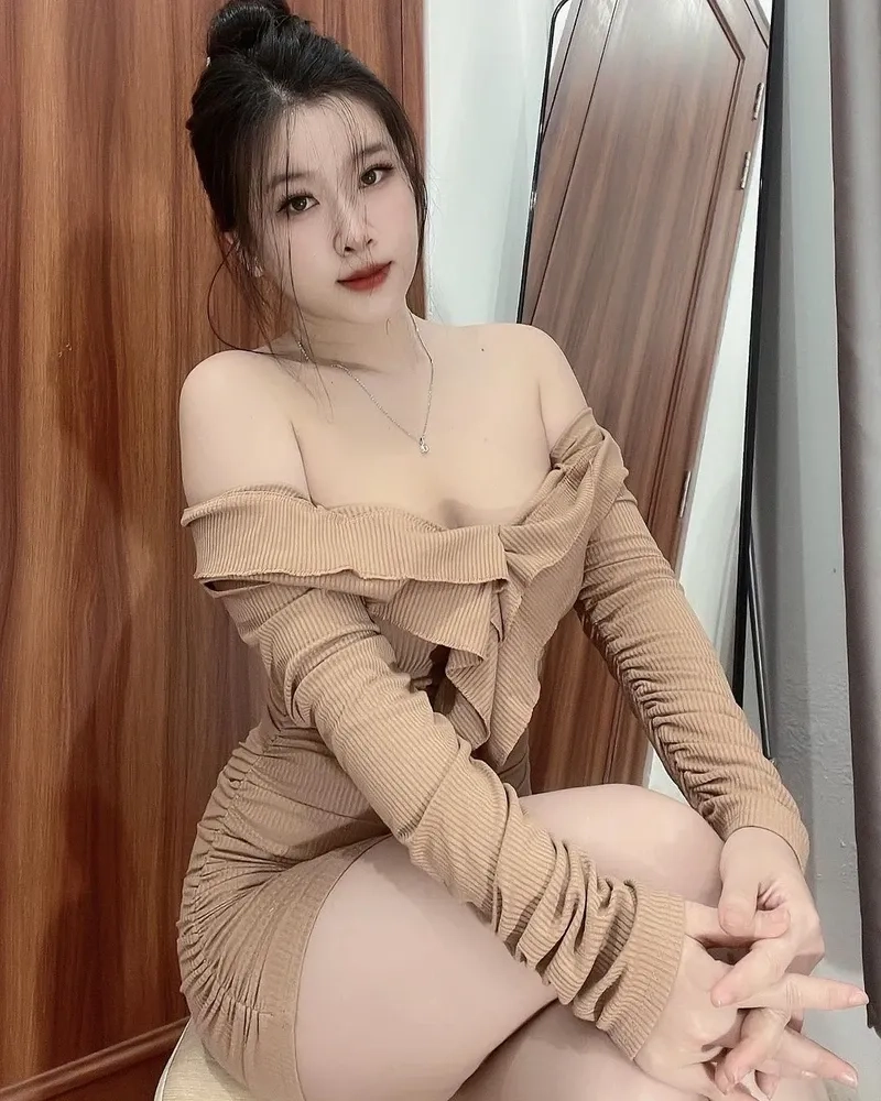 Gái xinh cute tóc dài mang lại vẻ đẹp tựa như bức tranh hoàn hảo