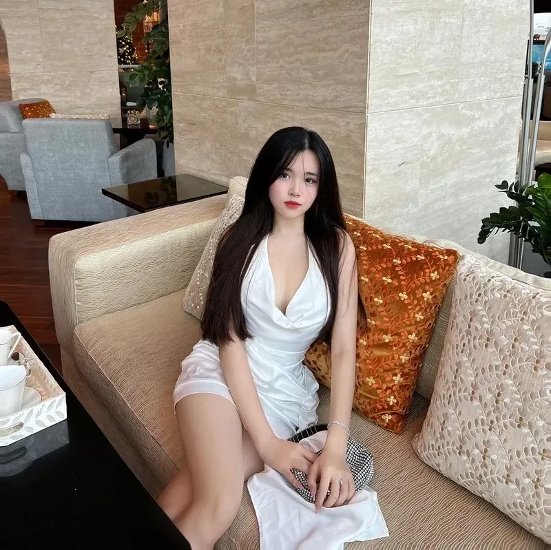 Tiktok gái xinh cute tạo ấn tượng với nét dễ thương và tươi sáng tự nhiên