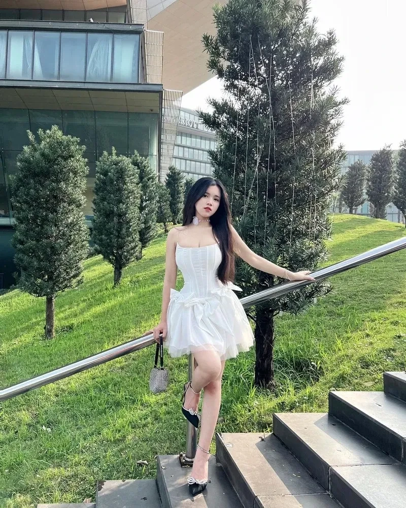 Twitter gái xinh tiktok ghi dấu với vẻ đẹp duyên dáng và nụ cười rạng rỡ