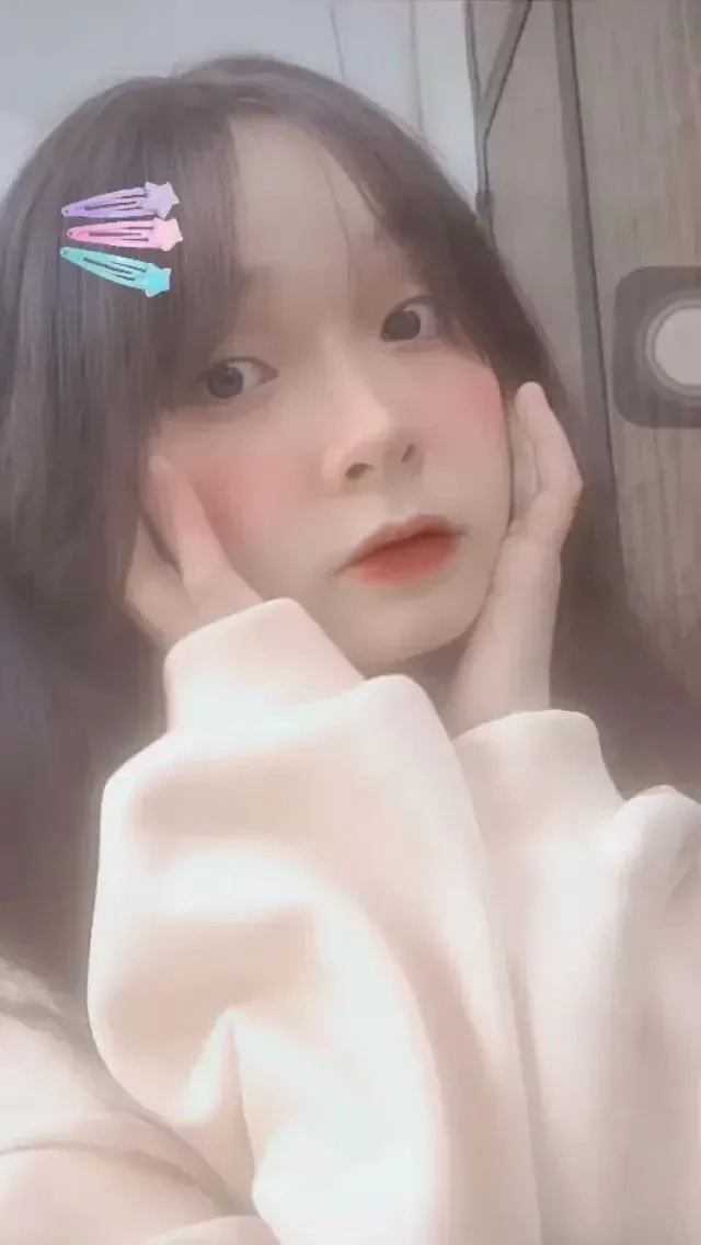Ảnh gái cute xinh mang đến sự đáng yêu và nét đẹp tự nhiên ngọt ngào