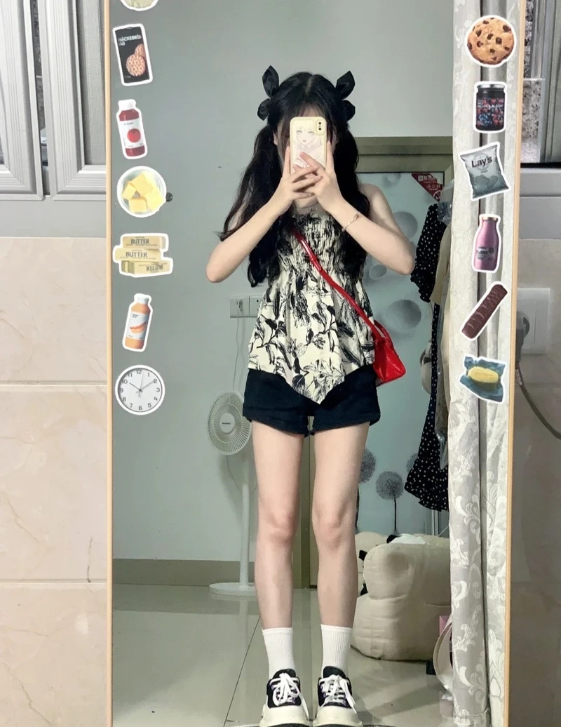 Ảnh gái xinh che mặt lớp 5 mang lại vẻ ngây thơ và quyến rũ