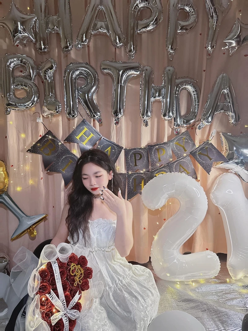 Ảnh gái k6 cute nổi bật với nét dễ thương và tươi sáng