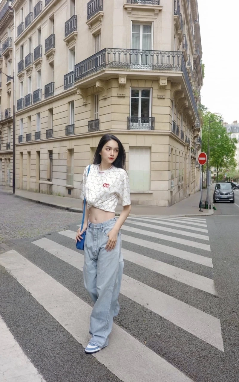 Hương Giang Đình Tú là một trong những mối quan hệ được chú ý trong showbiz