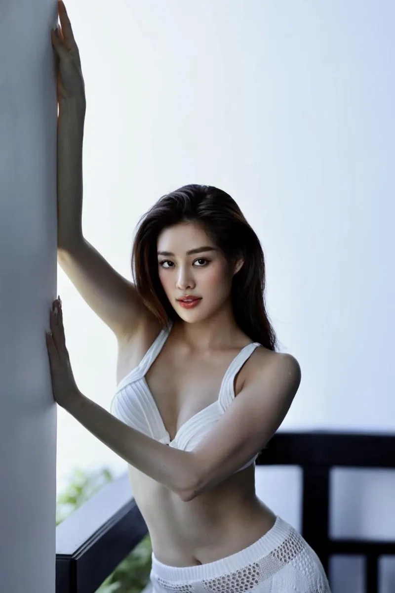 Khánh Vân Miss Universe 2021 mang đến hình ảnh tự tin và ấn tượng
