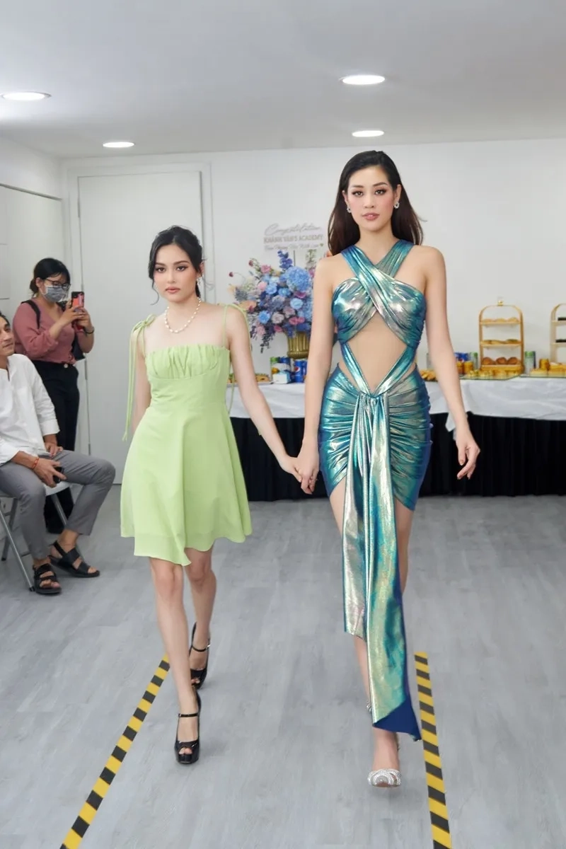 Bikini Khánh Vân luôn thu hút sự chú ý với thần thái tự tin