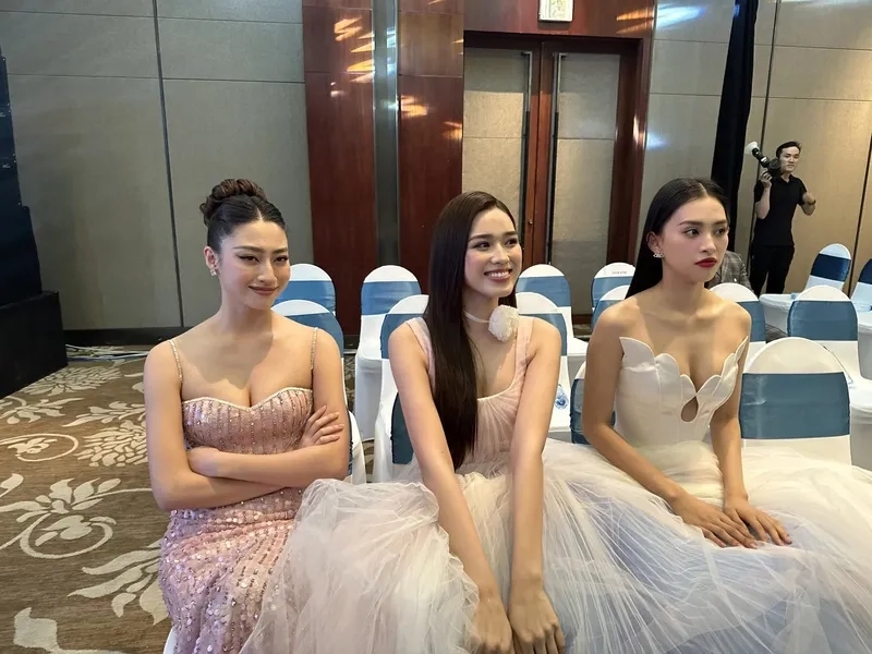 Luong Thuy Linh mac bikini luôn tạo được sự ấn tượng đối với người xem