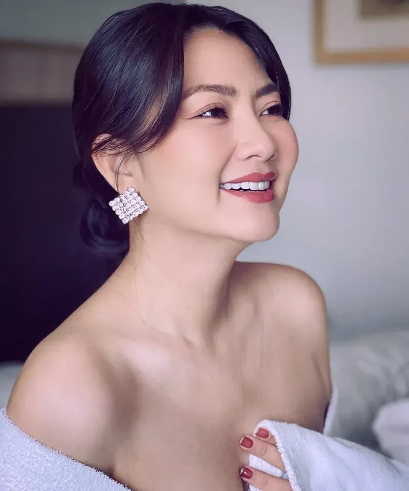 Chồng diễn viên Ngọc Lan luôn đồng hành trong nhiều sự kiện quan trọng