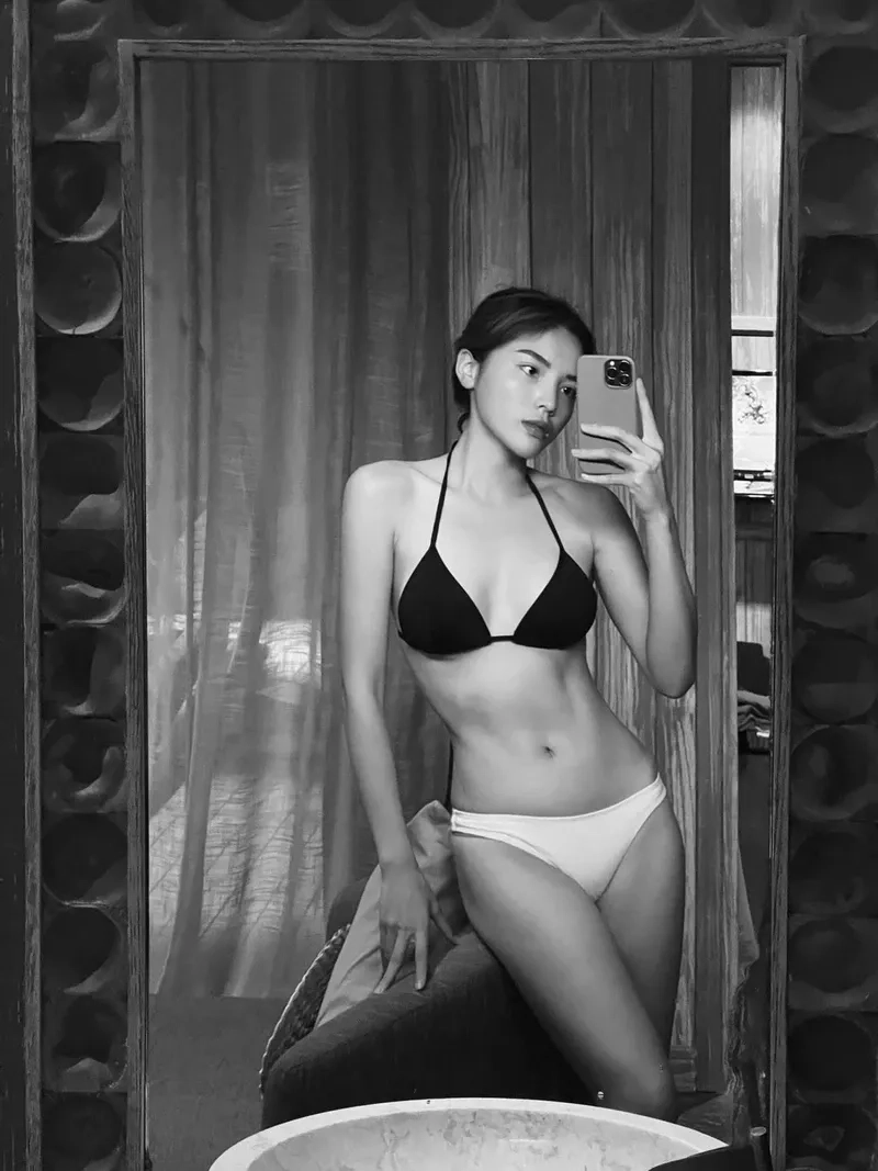 Nguyễn Cao Kỳ Duyên Nguyễn Ngọc Ngạn là bộ đôi MC nổi tiếng toàn cầu