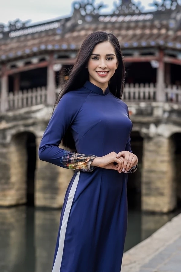 Đỗ Mỹ Linh và Trần Tiểu Vy là những người bạn thân thiết trong showbiz