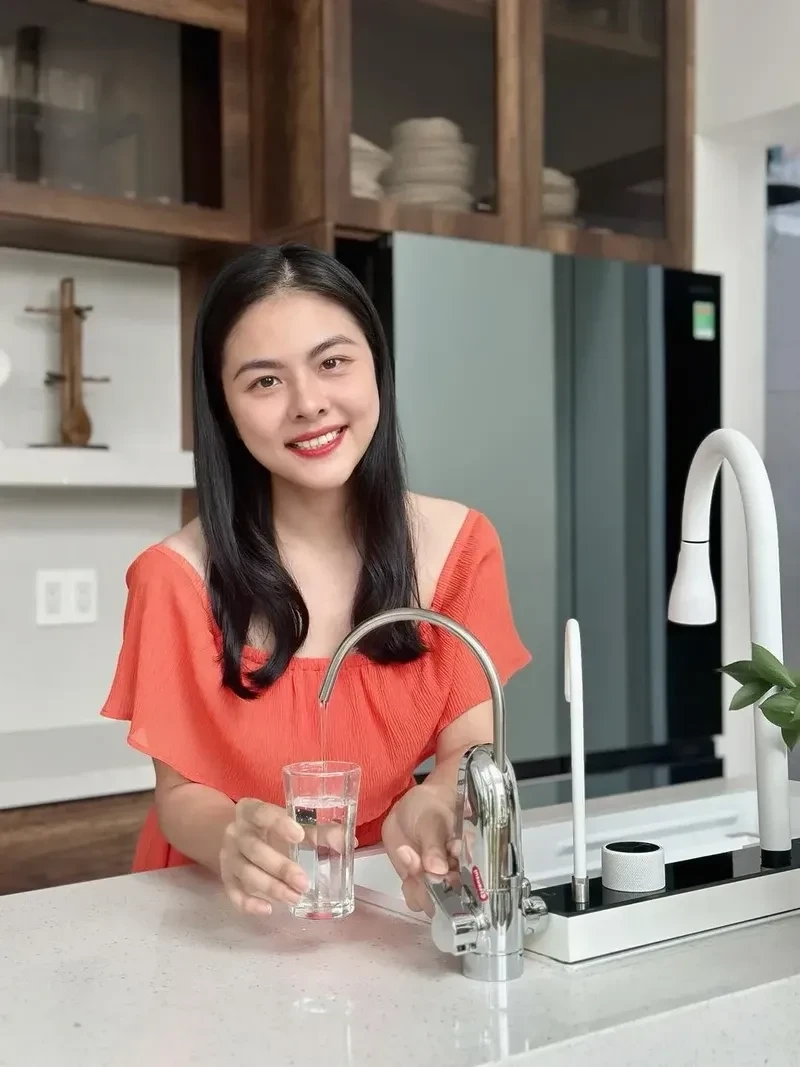 Chồng diễn viên Vân Trang là người được khán giả quan tâm đặc biệt