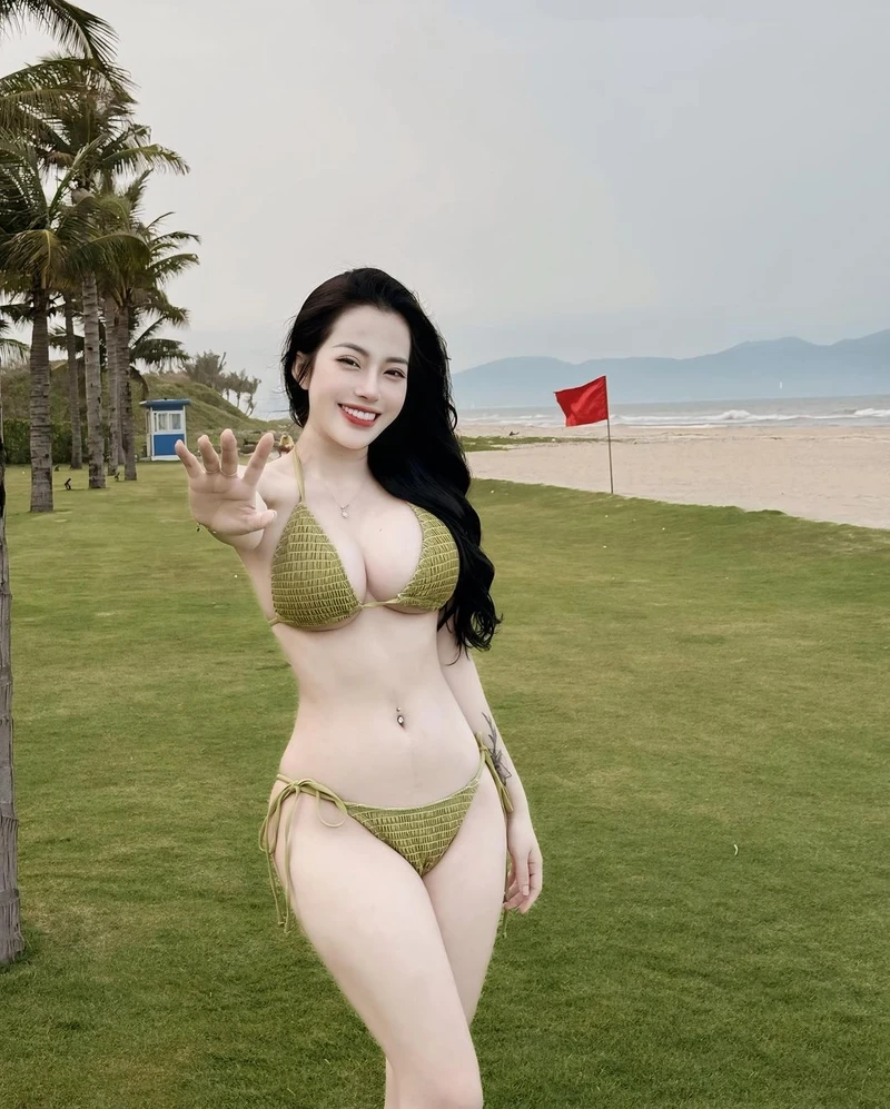 Gái xinh che mặt ảnh avatar đẹp cho con gái thể hiện sự nhẹ nhàng và thanh thoát